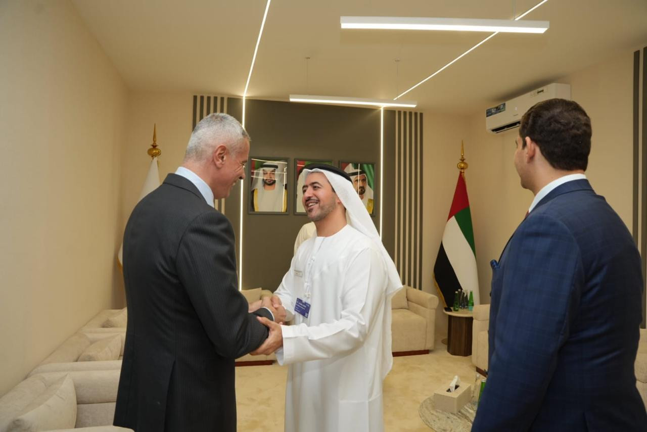 القابضة للطيران