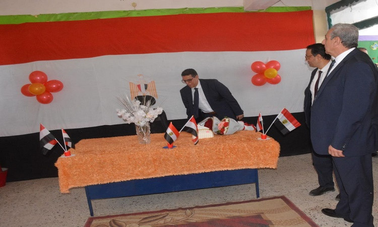 محافظ الغربية يتفقد مدارس المحلة وسمنود لمتابعة تجهيز اللجان الانتخابي