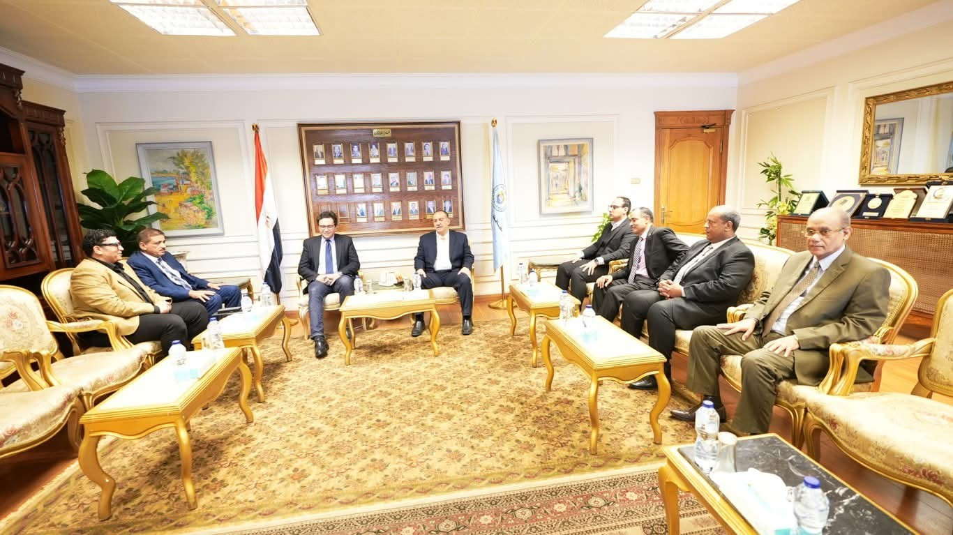 وزير الثقافة ومحافظ أسوان