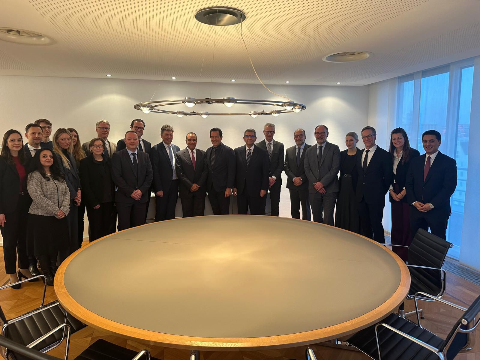 وزير الخارجية