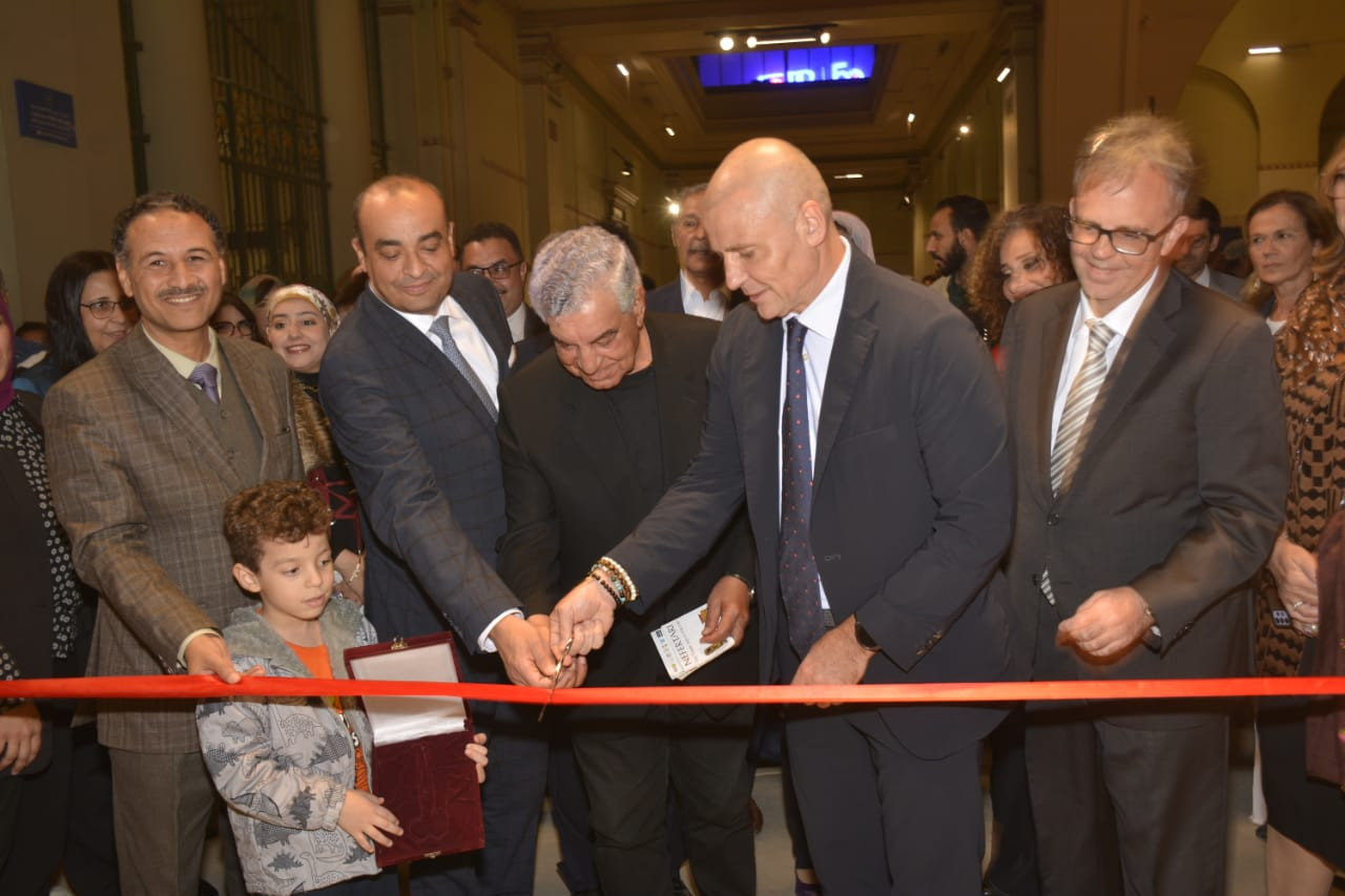 معرض مقبرة نفرتاري