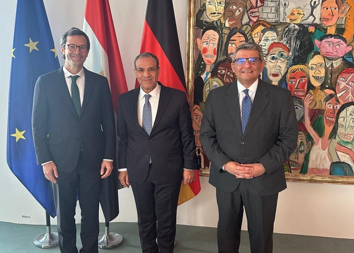 وزير الخارجية