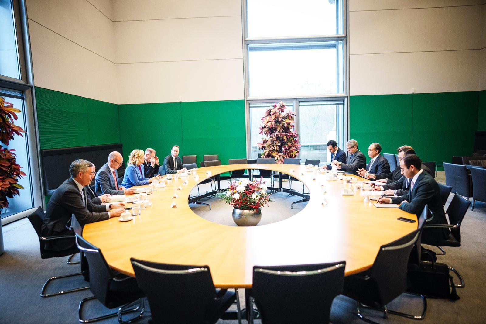 الدكتور بدر عبد العاطي