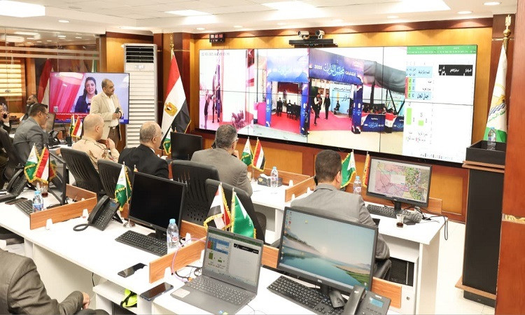 محافظ الجيزة يتابع انتظام فتح اللجان الانتخابية بدائرة 