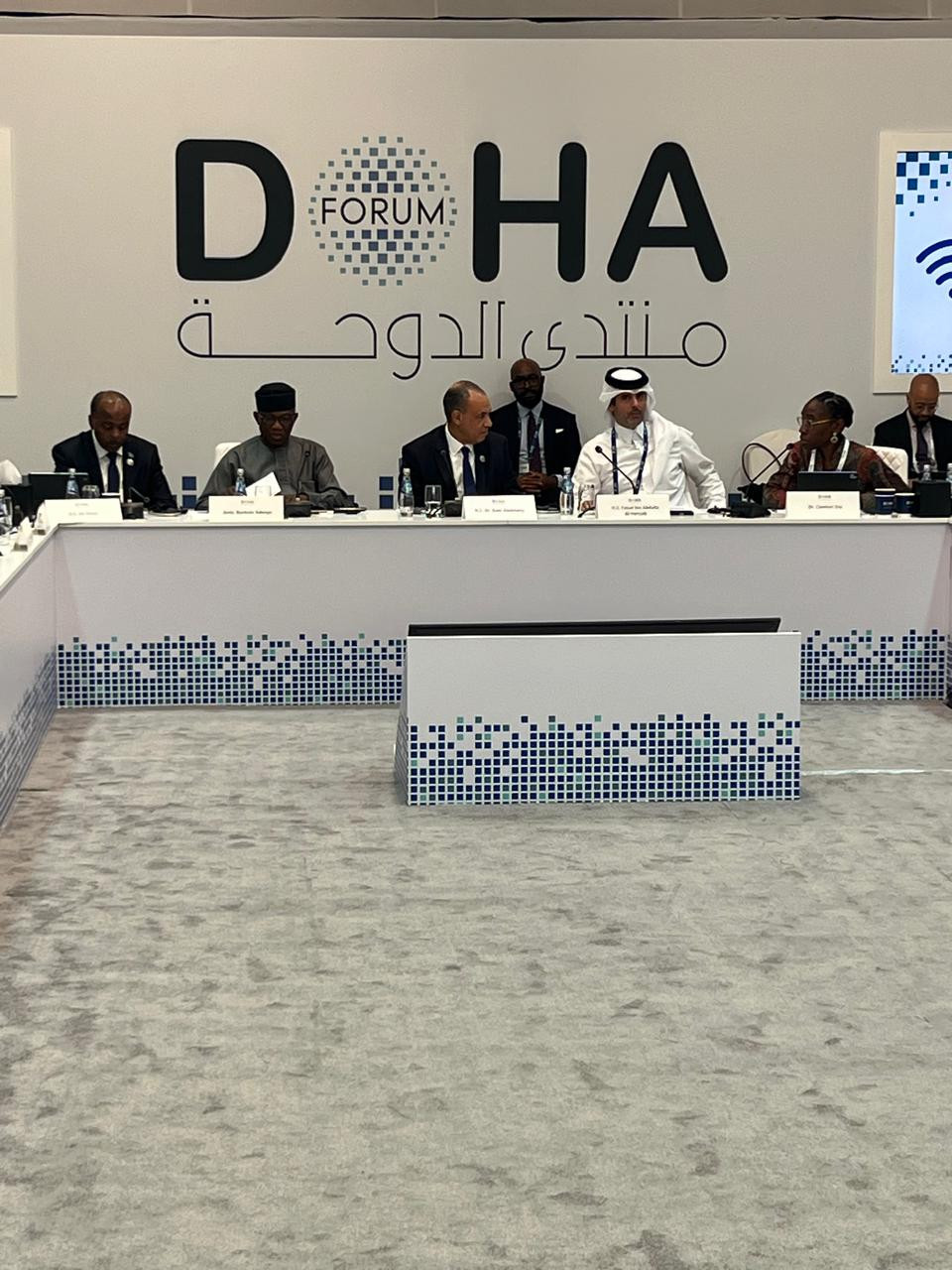 وزير الخارجية