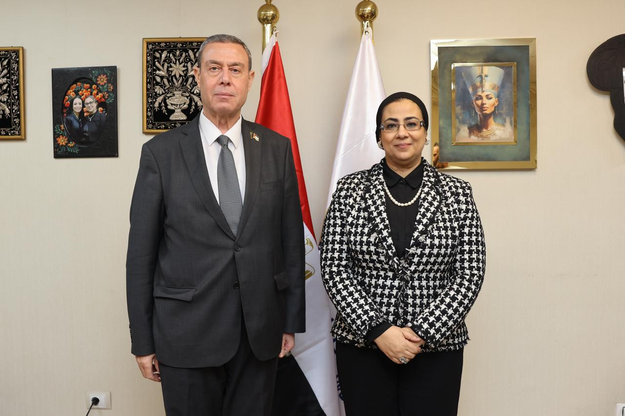 امل عمار وسفير فلسطين