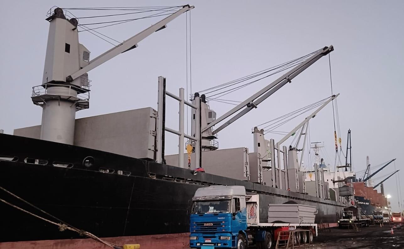 تصدير الانواد الكربونية