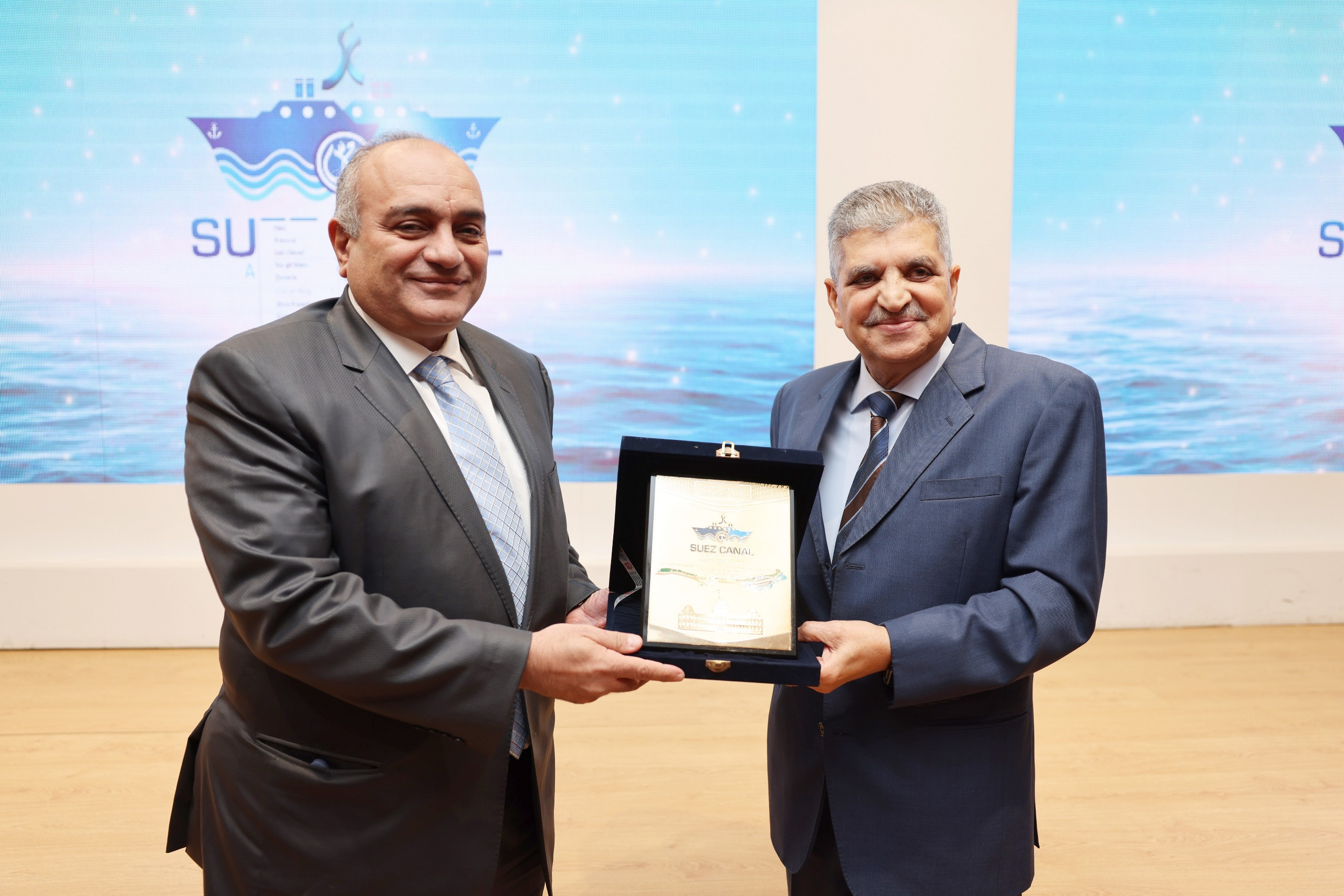 الفريق أسامة ربيع