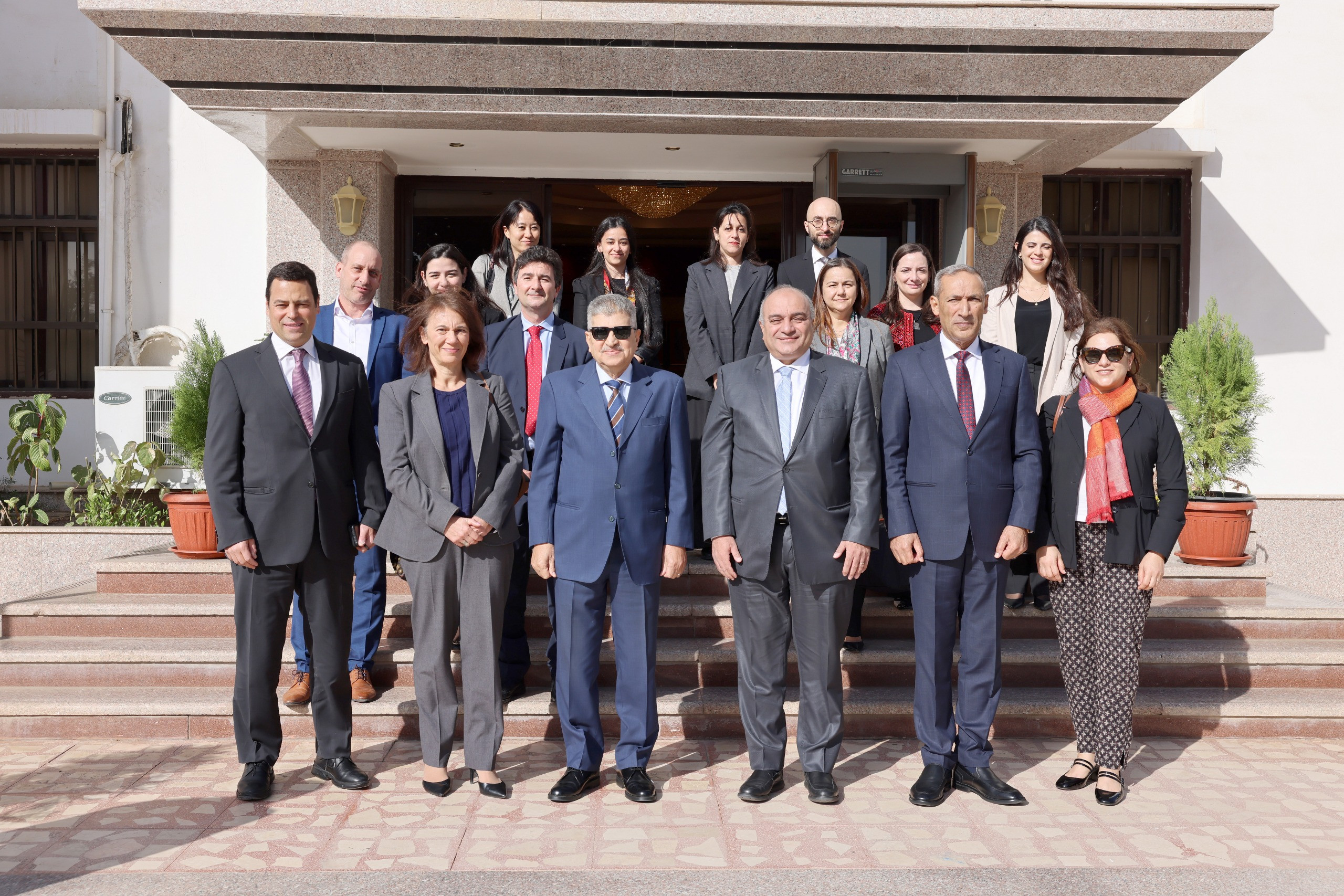 الفريق أسامة ربيع