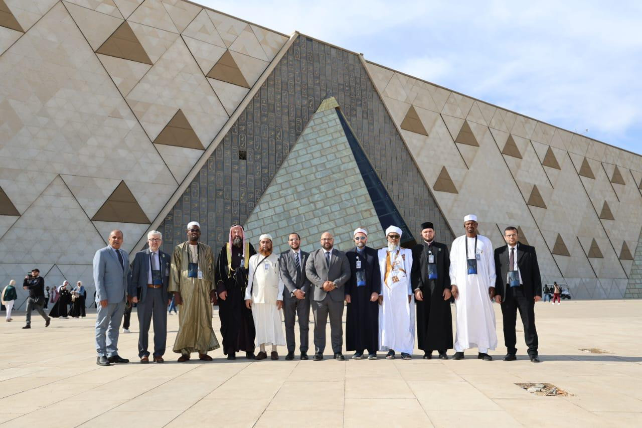 وزير الوقاف بالمتحف المصري الكبير