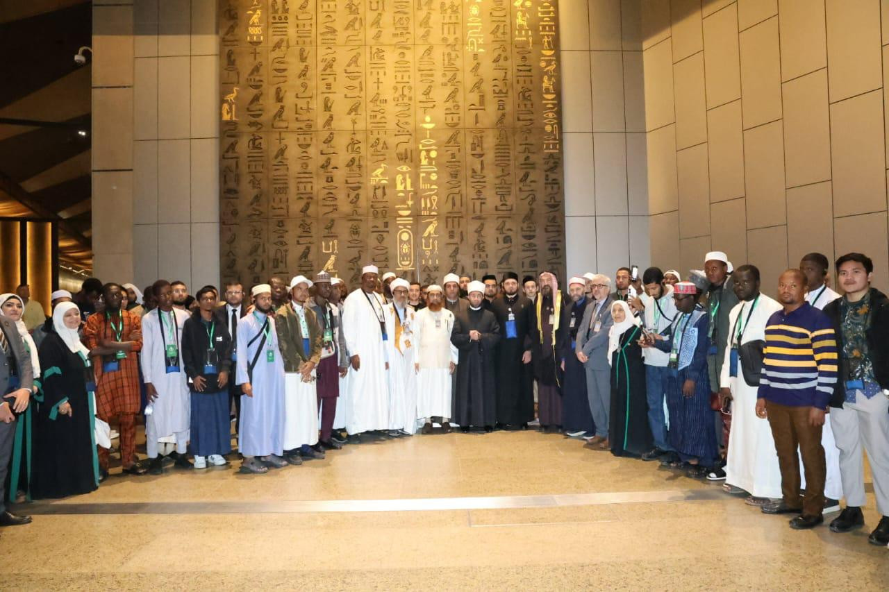 وزير الوقاف بالمتحف المصري الكبير