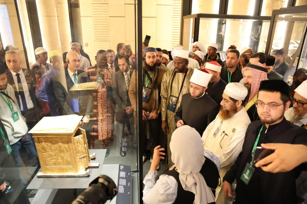 وزير الوقاف بالمتحف المصري الكبير