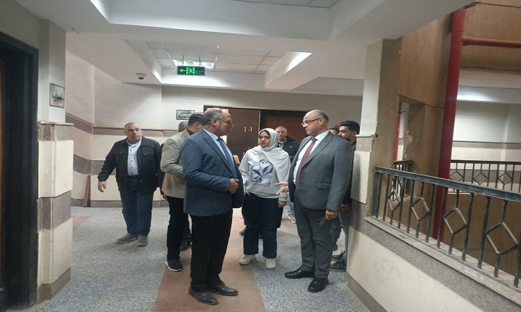 محافظ القليوبية يتابع سير العمل داخل مجلس ومدينة شبين القناطر