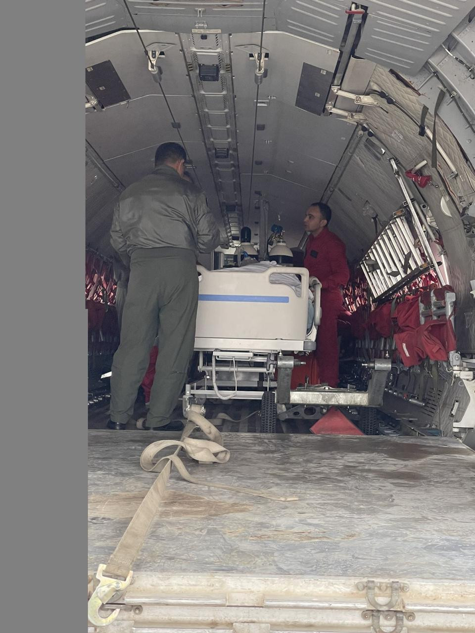 نقل مواطن من الطويت