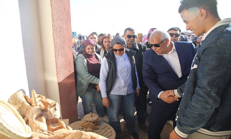 محافظ الوادي الجديد يشهد الاستعدادات لختام مهرجان الرياضات التراثية وا