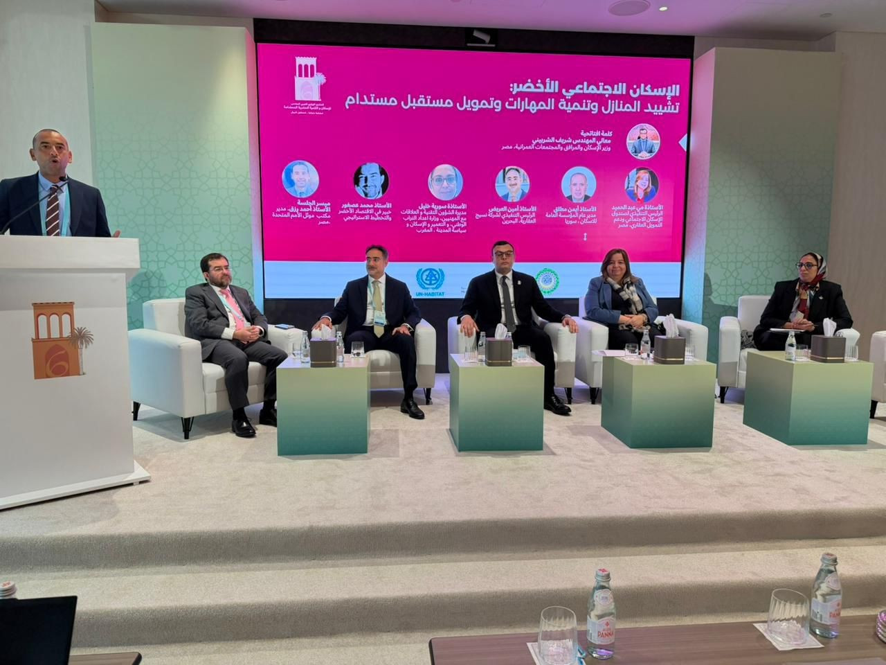 وزير الإسكان