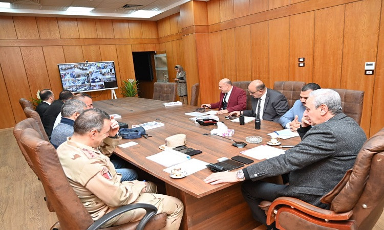 محافظ الغربية يتابع إعادة انتخابات النواب من مركز سيطرة الشبكة الوطنية
