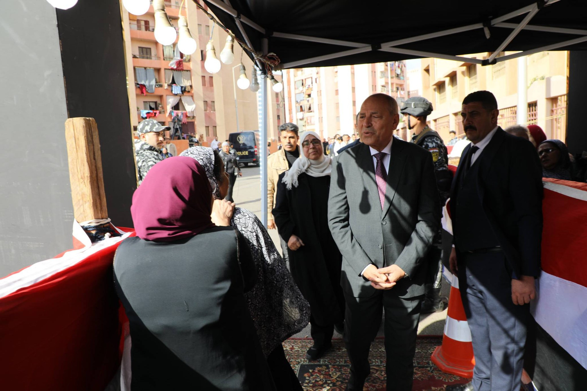 الدكتور إبراهيم صابر