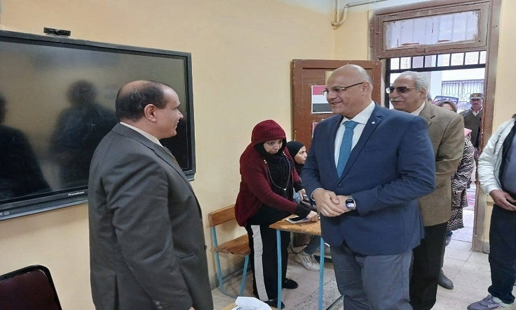 محافظ القليوبية يتفقد انتظام لجان 