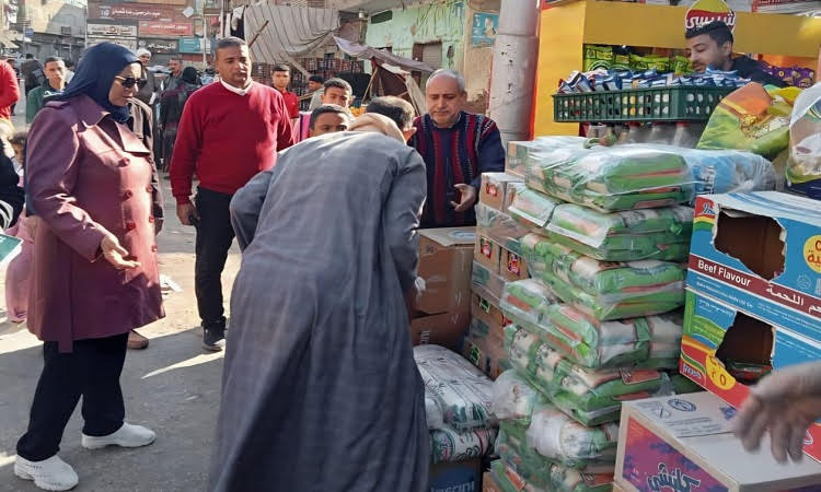 محافظ المنيا يتابع إزالة الإشغالات ورفع القمامة على مستوى المراكز