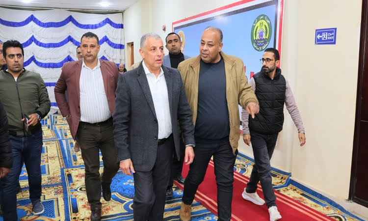 محافظ الإسماعيلية يتابع سير العملية الانتخابية جولة الإعادة