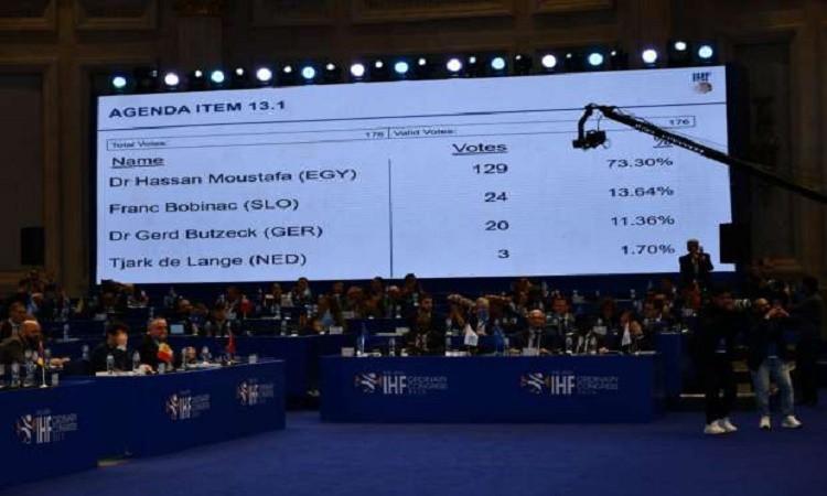 حسن مصطفى يفوزبرئاسة الاتحاد الدولي لكرة اليد للدورة السابعة على التوا