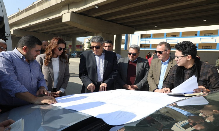 محافظ الجيزة يتفقد أعمال التطويربالطرق والمناطق المحيطة مستشفى بولاق ا