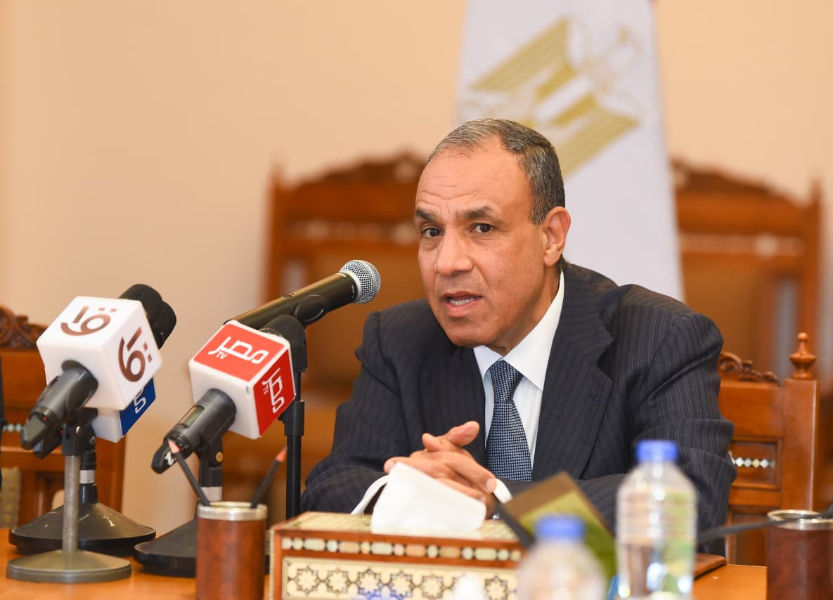 وزير الخارجية والمسلماني