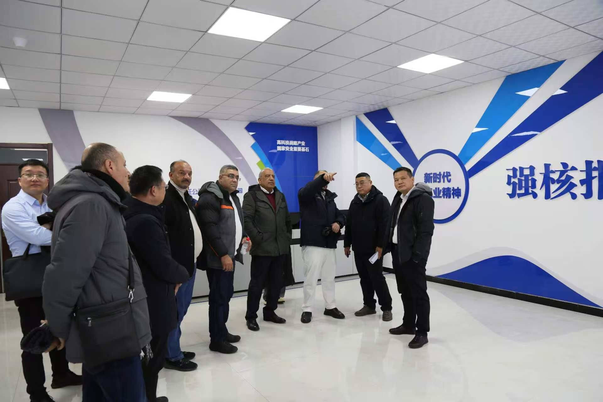 لدكتور محمود عصمت