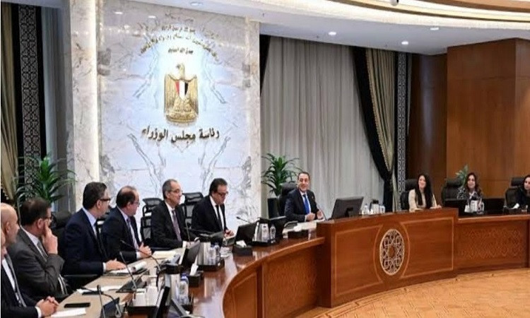 رئيس الوزراء يؤكد: تطوير منظومة الدعم أولوية لتحقيق العدالة الاجتماعية