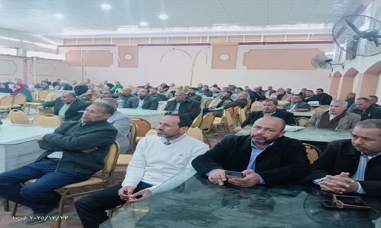 مياه الفيوم تلتقي مشرفي ومنسقي المدارس لنشر برنامج الوعي المائي