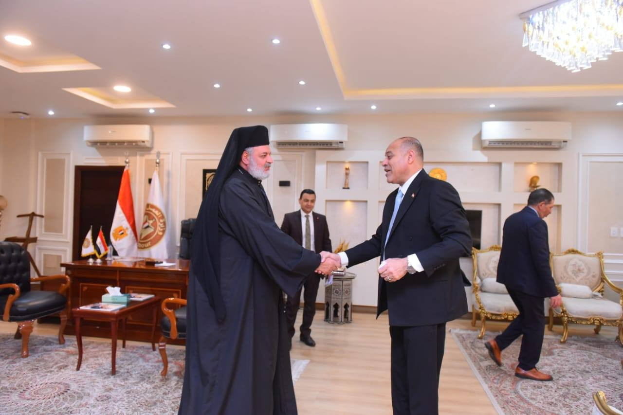 وزير  العمل والكنيسة