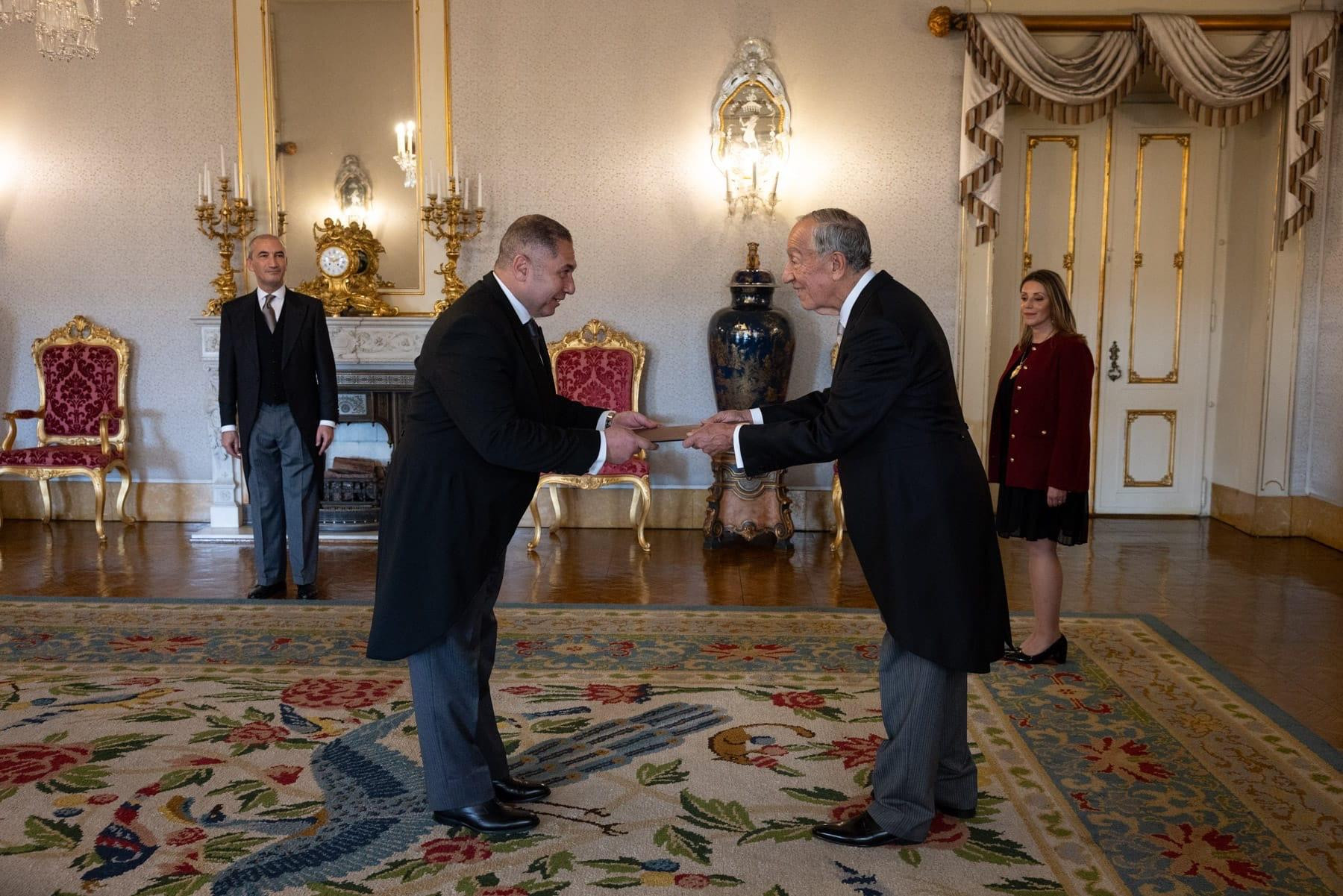 السفير المصرى