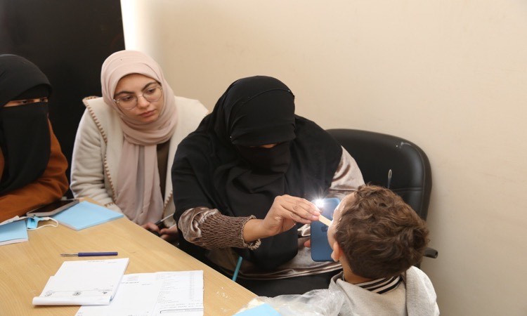 جامعة الفيوم تُنظم قافلة طبية شاملة بقرية العامرية