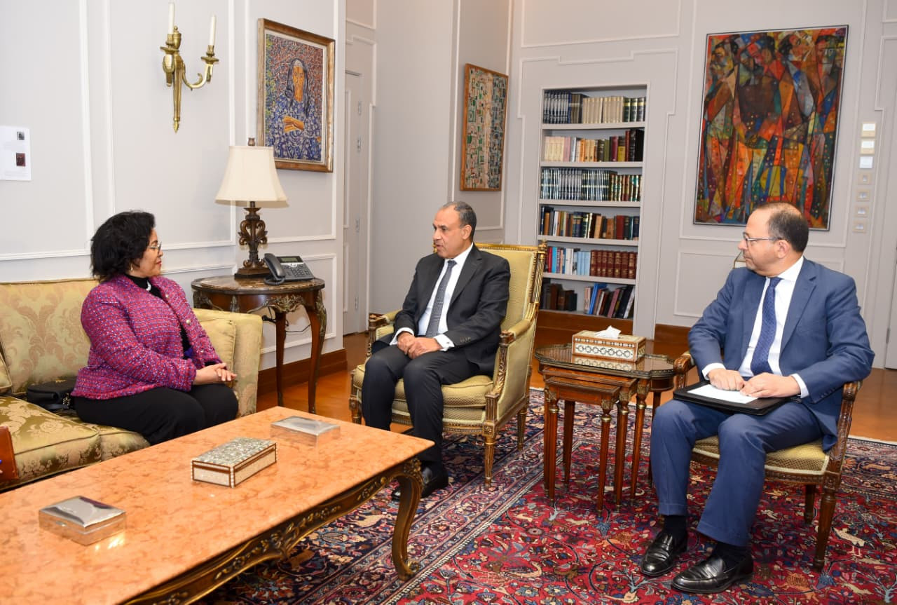 عبد العاطي والنيباد