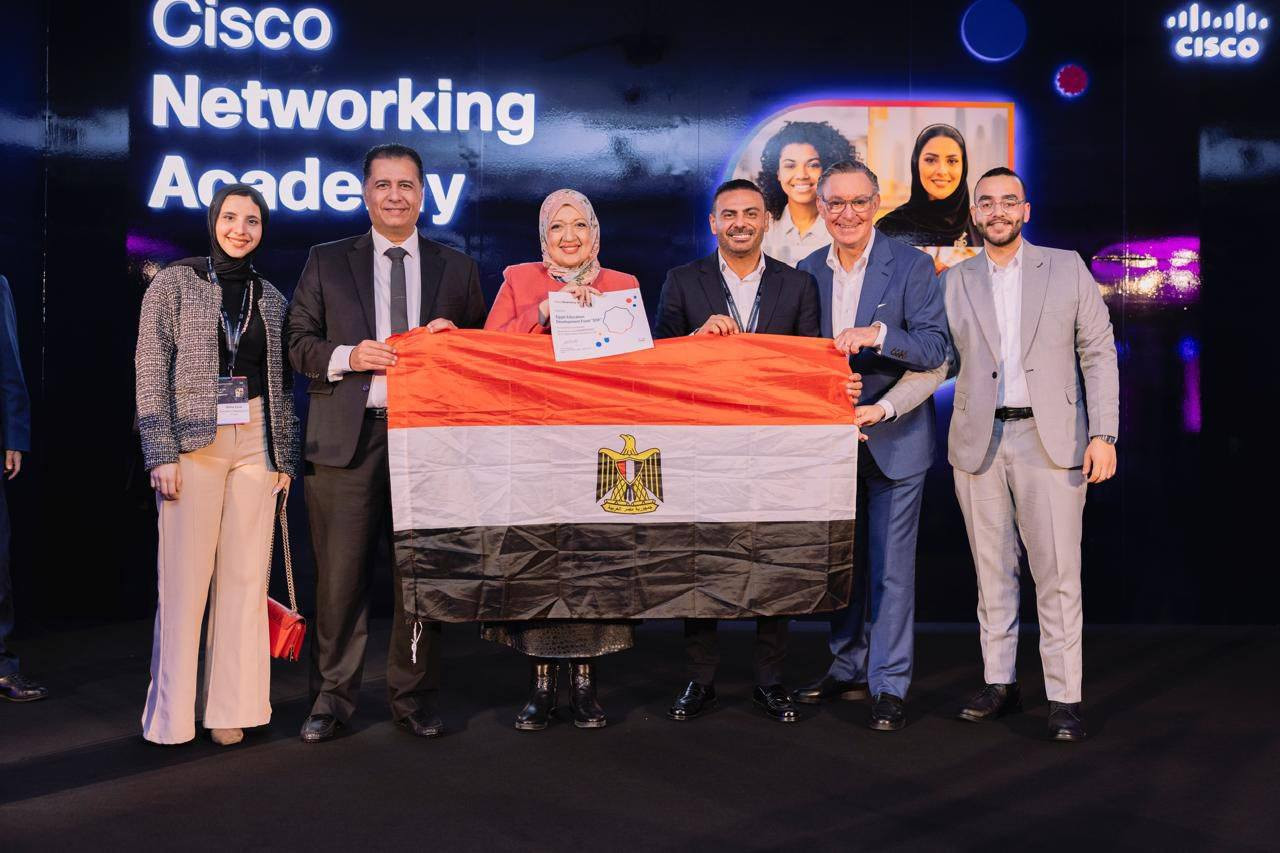 تطوير التعليم بالوزراء