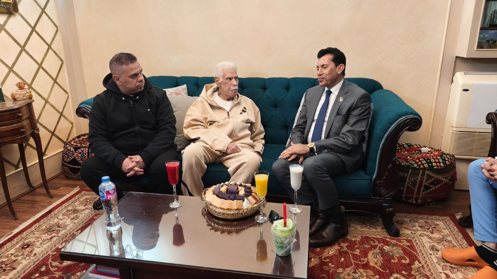 وزير الرياضة ةحسن شحاته