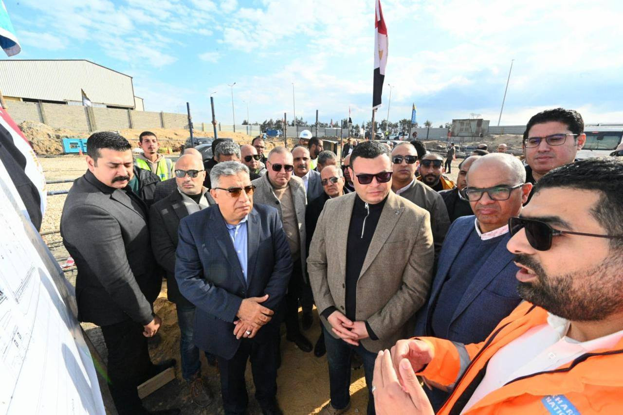 وزير الإسكان