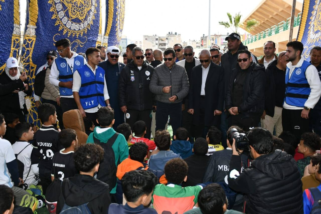 وزير الرياضة واللواء مجاور