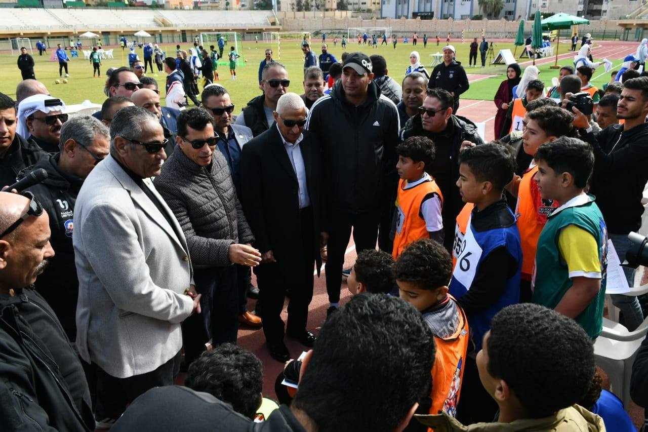 وزير الرياضة واللواء مجاور