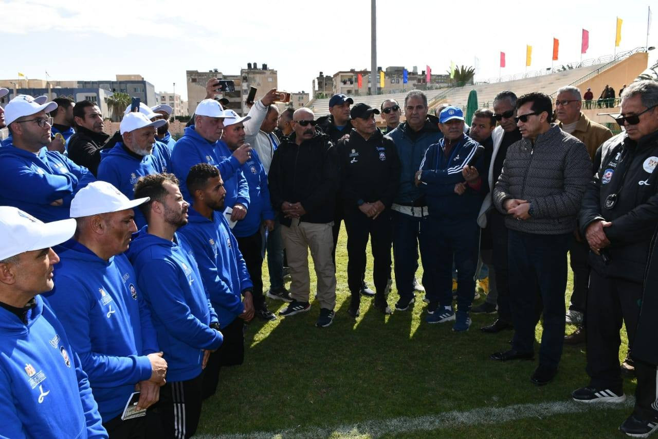 وزير الرياضة واللواء مجاور