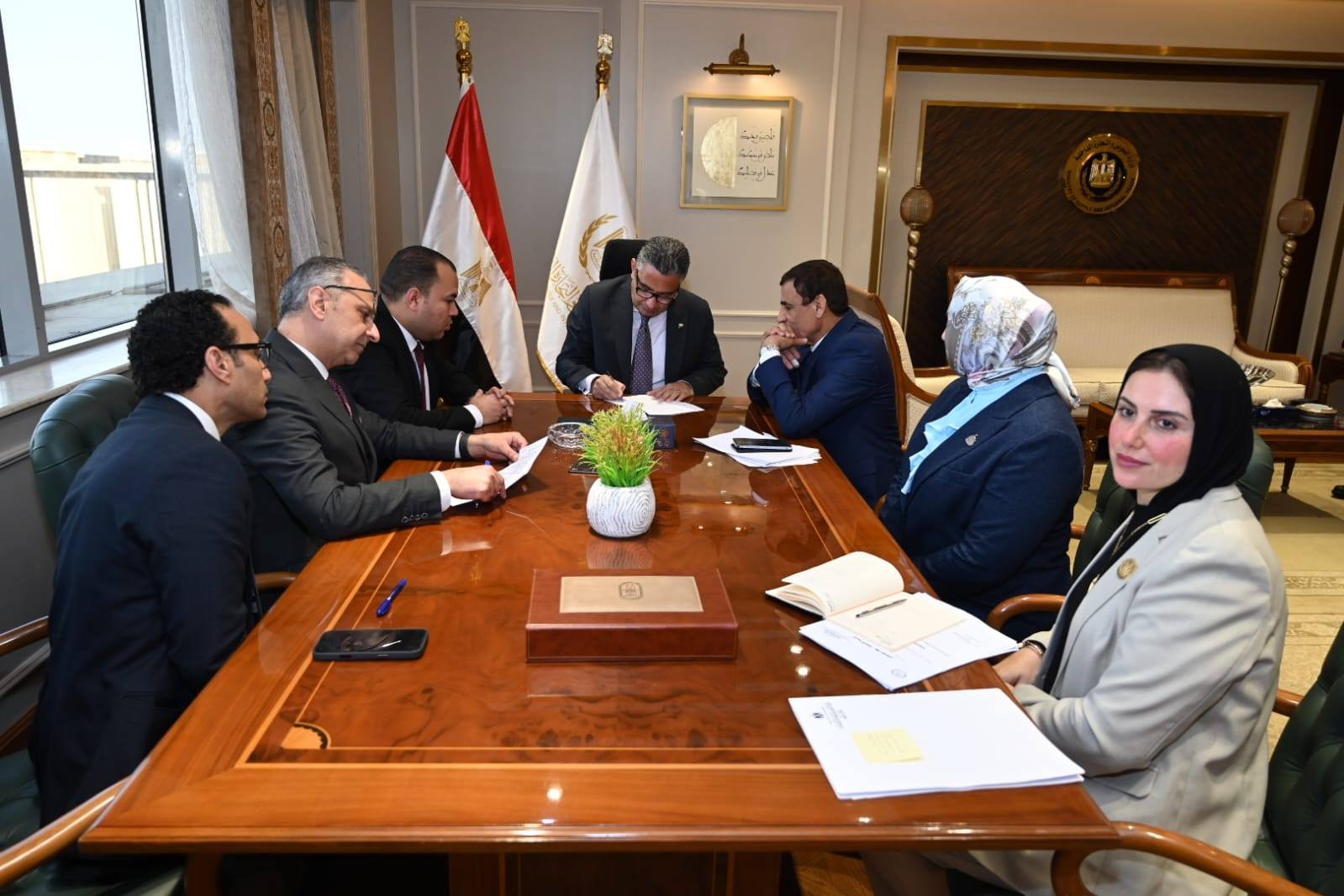 وزير التموين