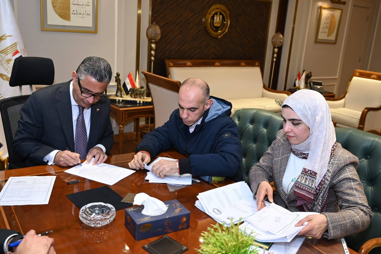 وزير التموين