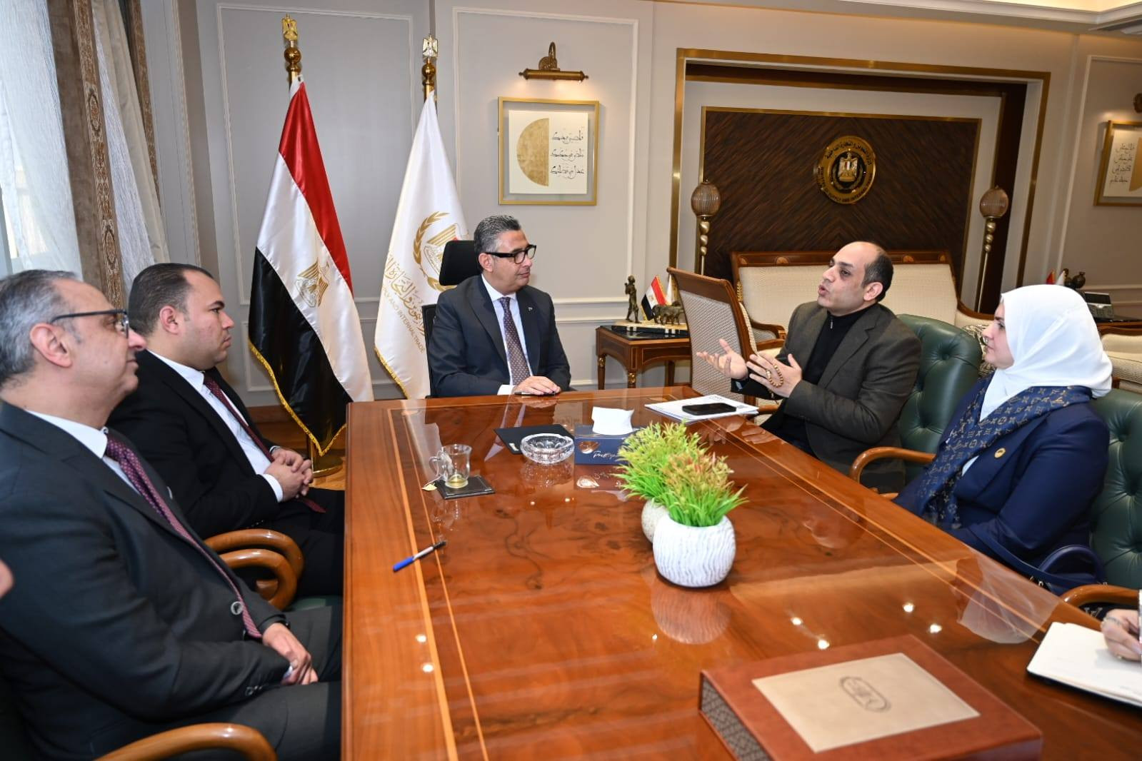 وزير التموين