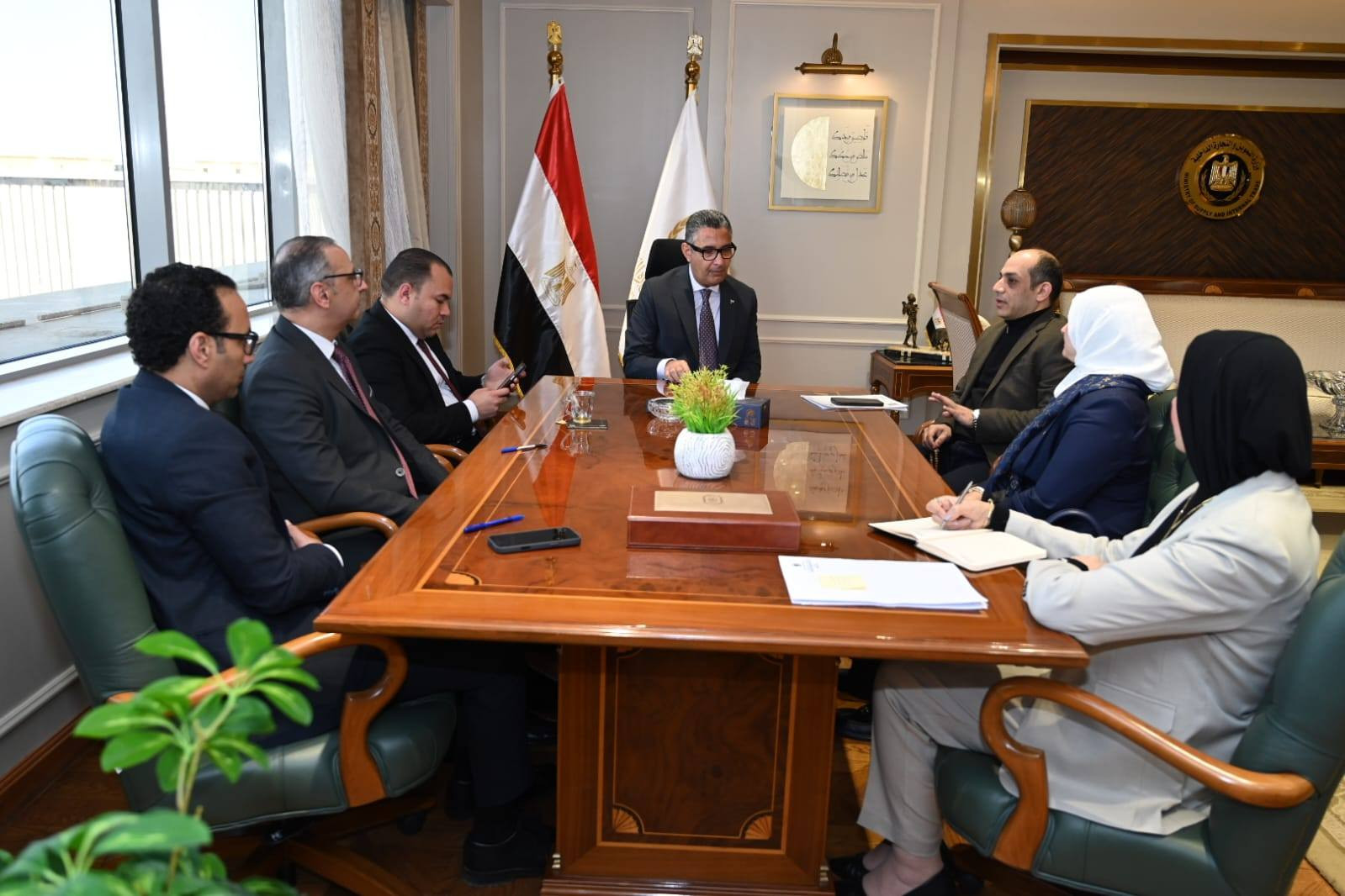 وزير التموين