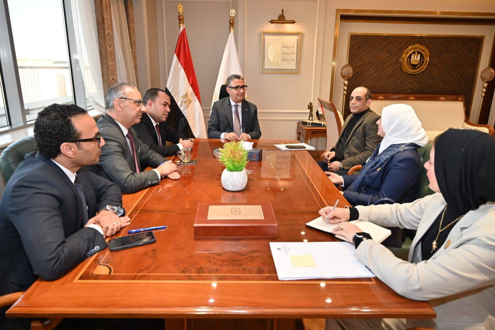 وزير التموين