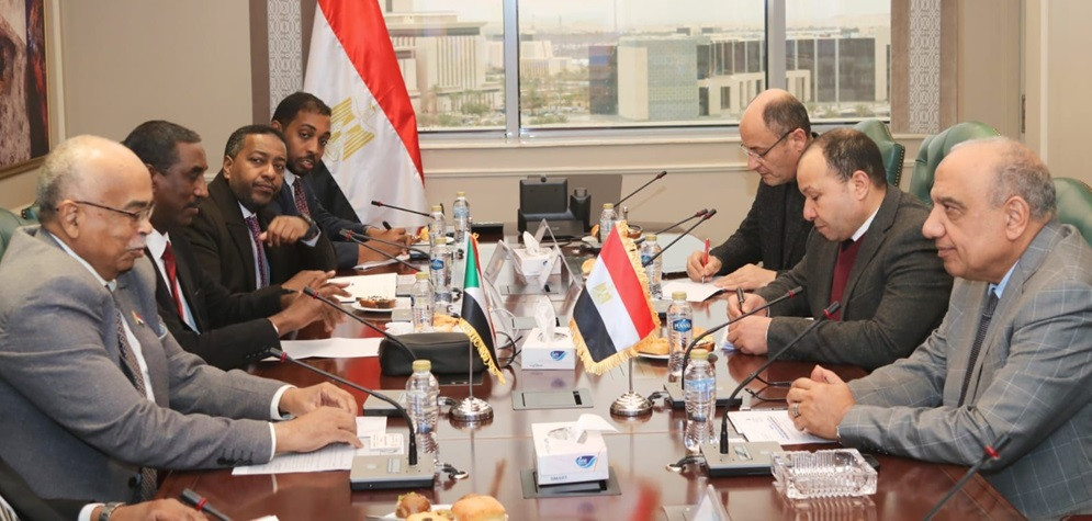 وزير الكهرباء والسودان