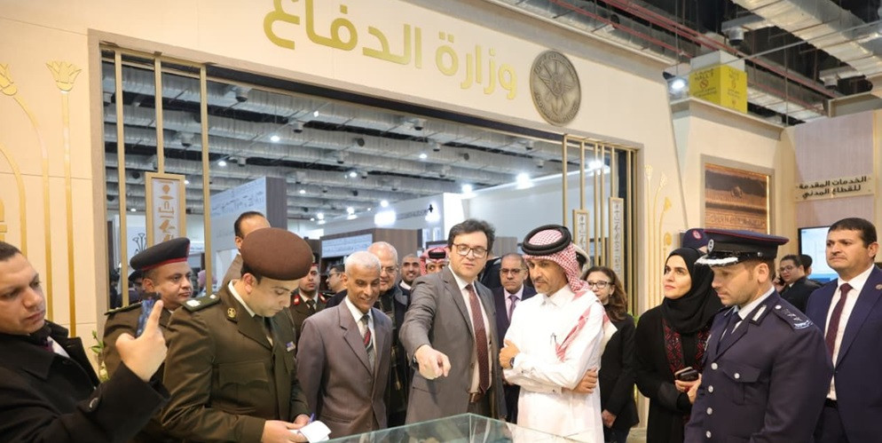 وزير الثقافة معرض الكتاب