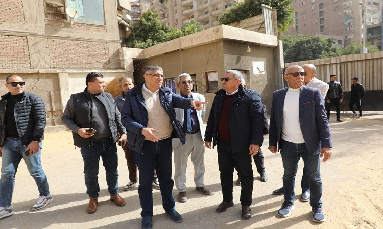 محافظ الجيزة يتفقد المواقع المقترحة لإقامة أسواق ومعارض حضارية بالمحاف
