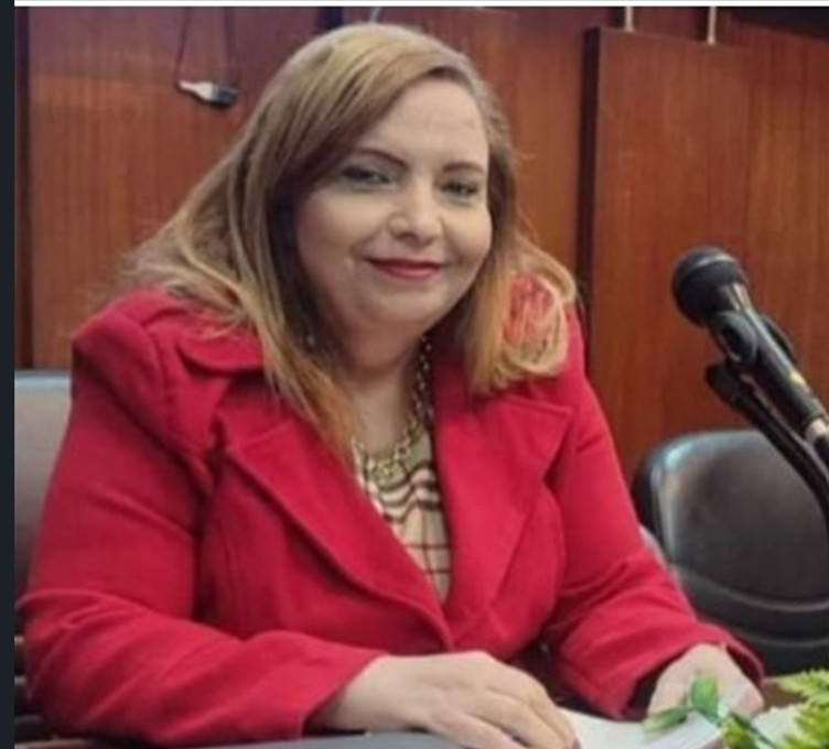 ناجية فانوس